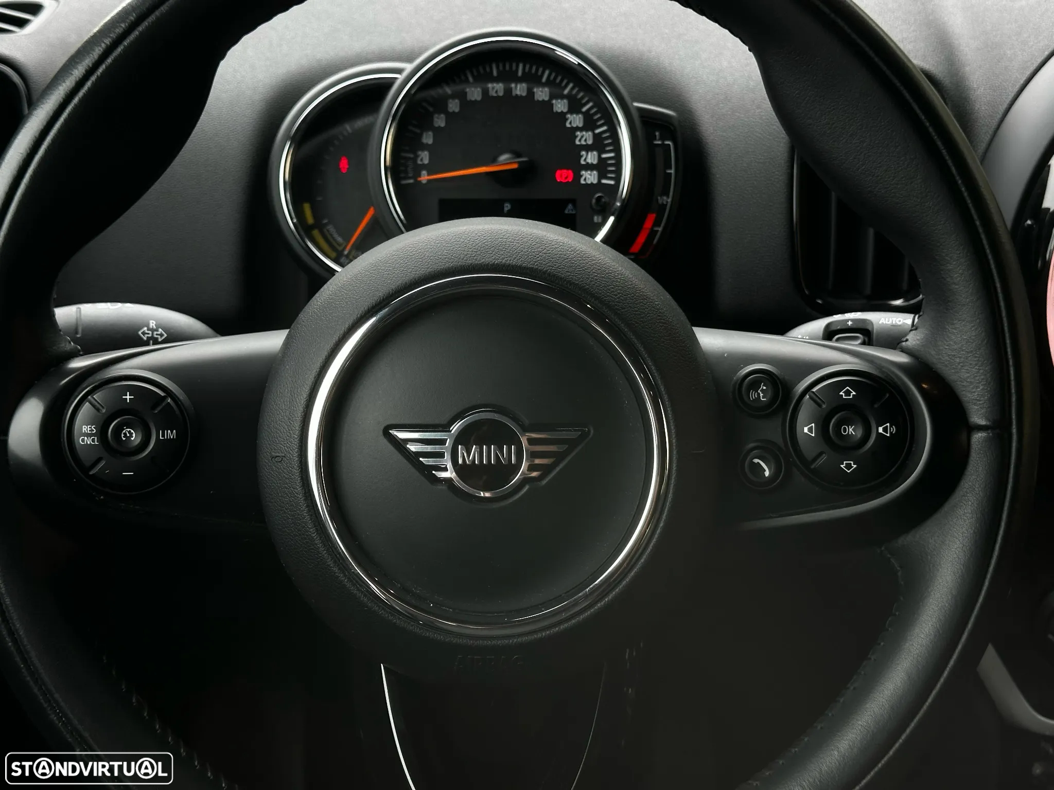 MINI Countryman Cooper SE ALL4 Auto - 8