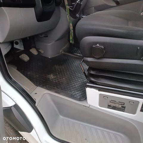 Mercedes-Benz Sprinter 319 - 14