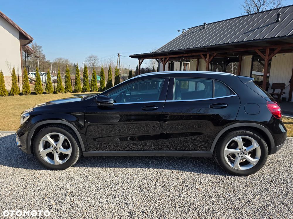 Mercedes-Benz GLA 200 d - 7