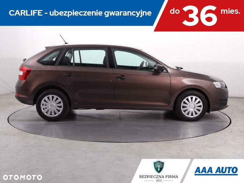 Skoda RAPID - 7