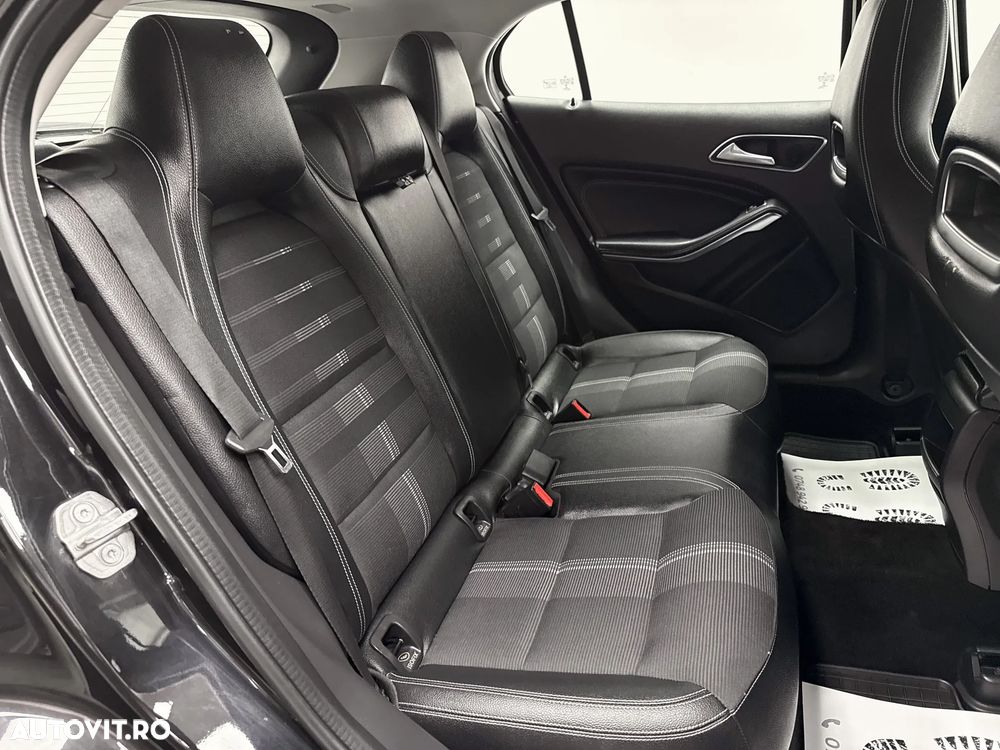 Mercedes-Benz GLA 180 7G-DCT UrbanStyle Edition - 18