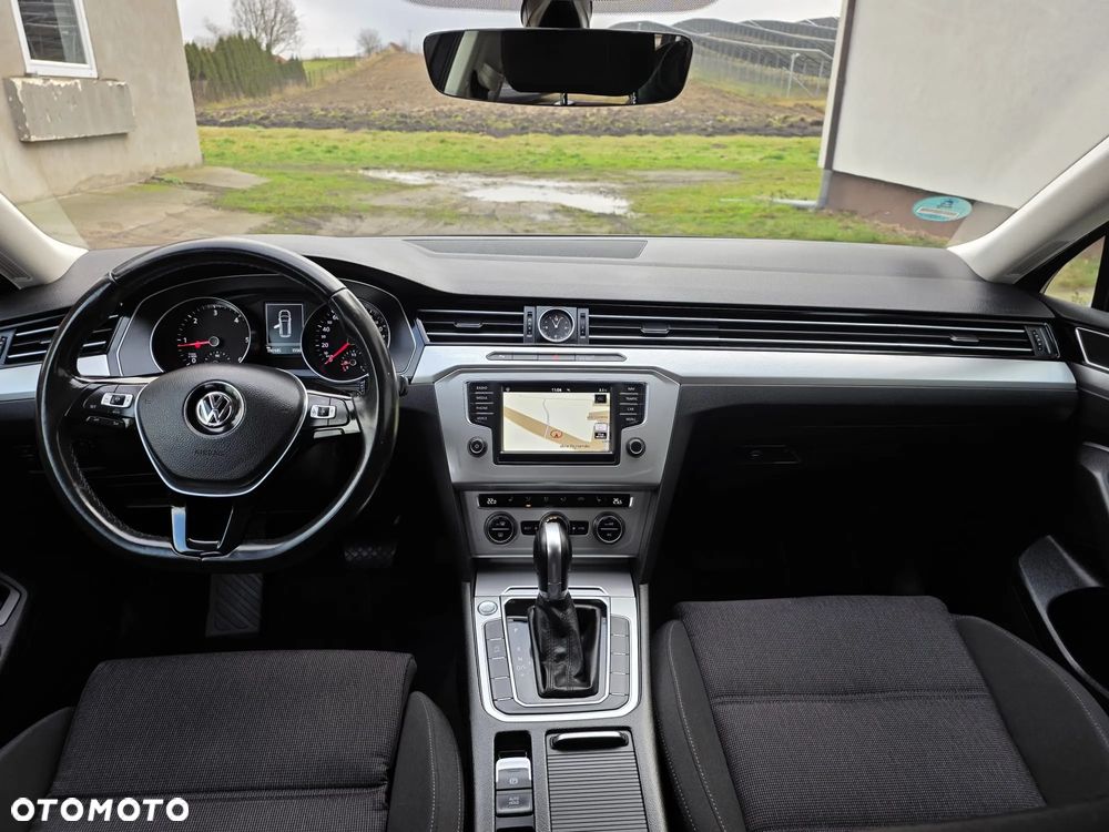 Volkswagen Passat Variant 2.0 TDI SCR DSG Comfortline - 6