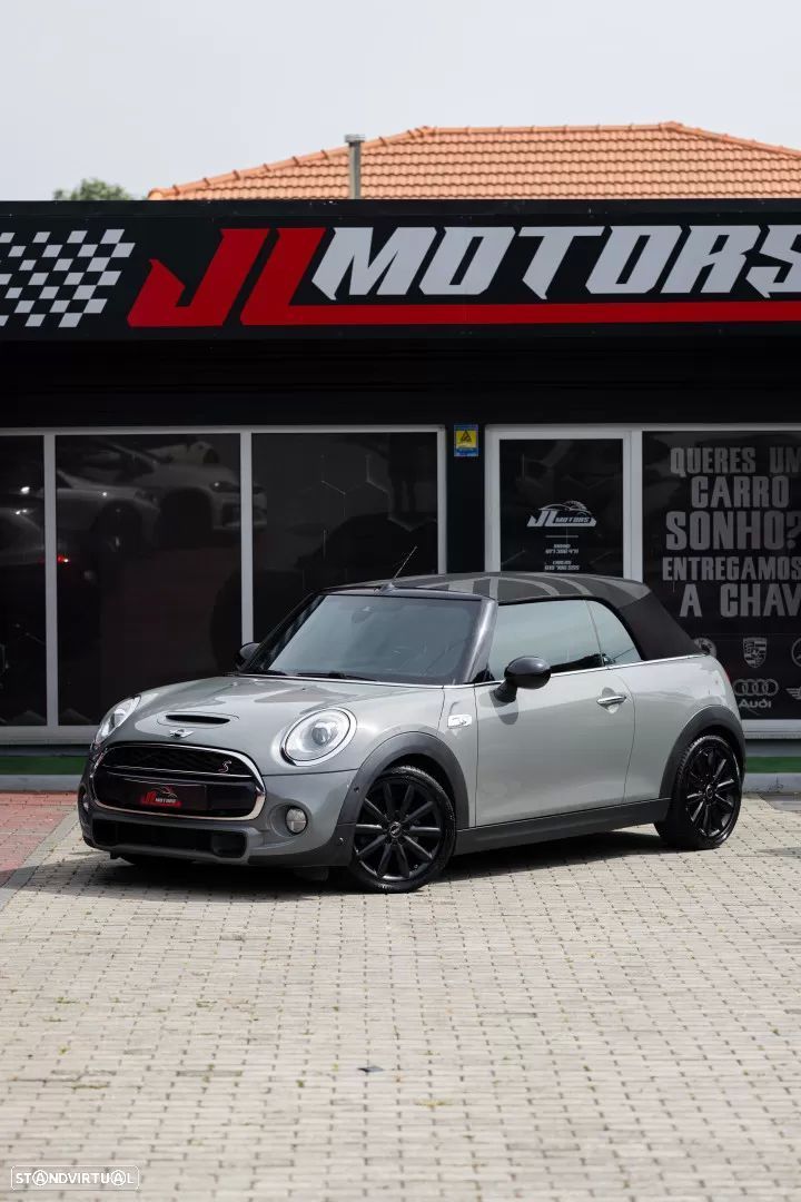 MINI Cabrio Cooper SD Auto Desportiva - 1