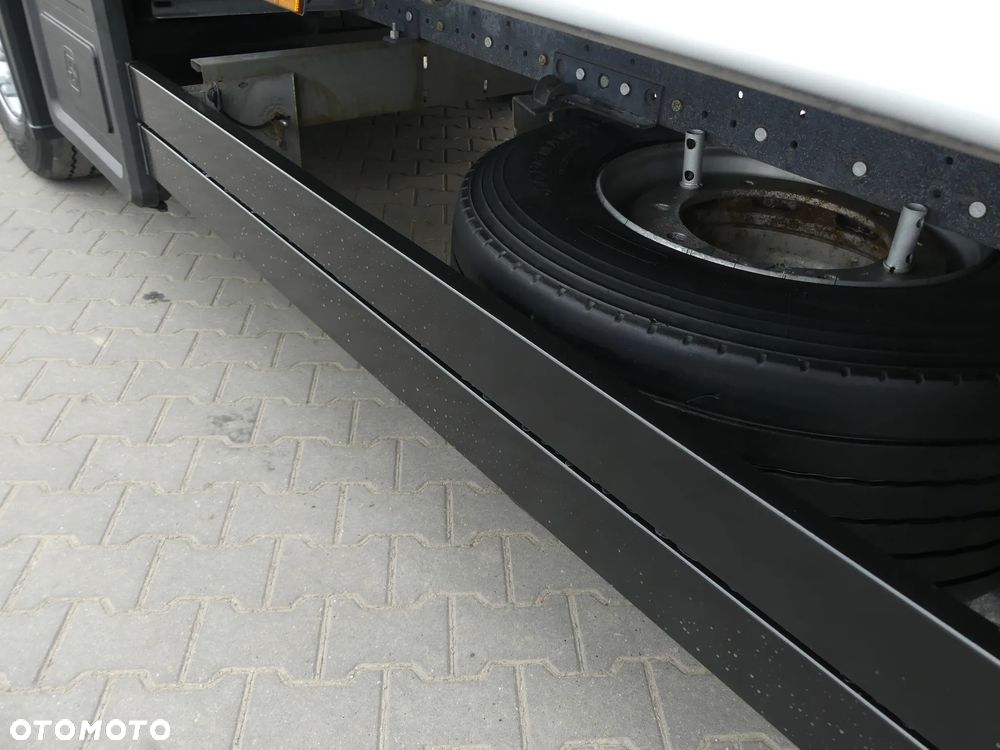 Schmitz Cargobull FIRANKA / MEGA / IDEALNY STAN / OŚ PODNOSZONA / - 15