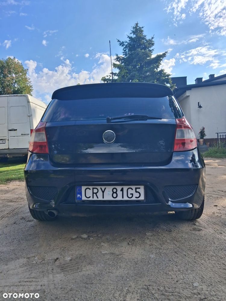 BMW Seria 1 - 10
