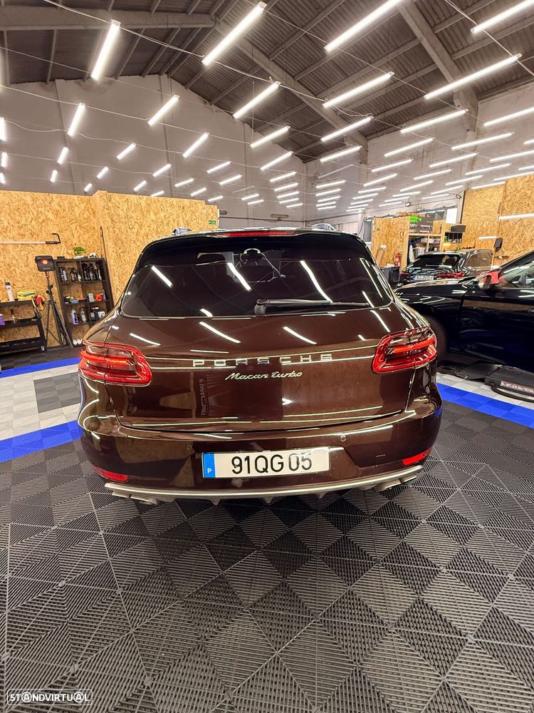 Porsche Macan Turbo - 5