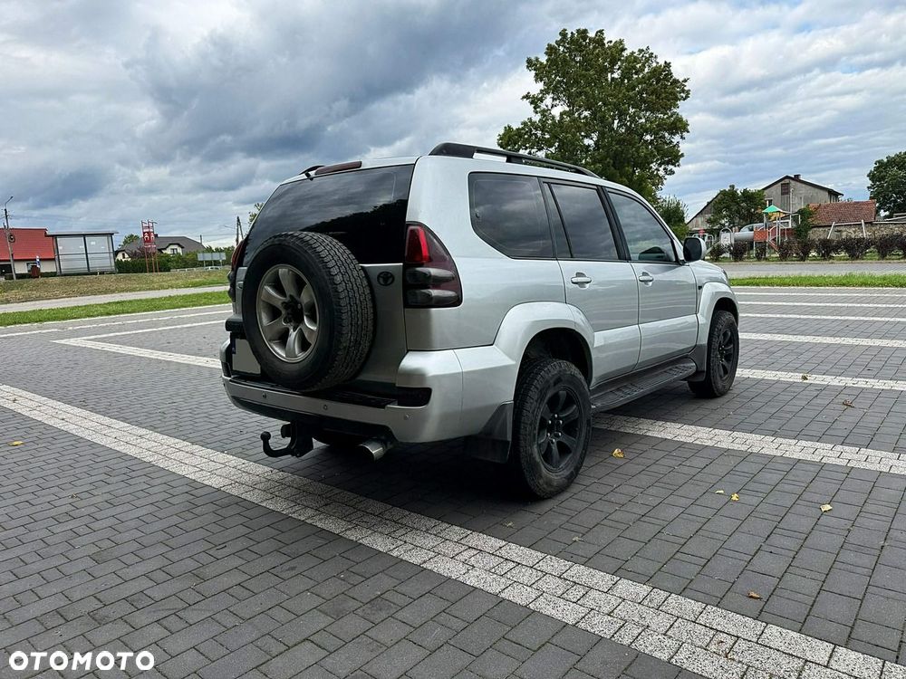 Toyota Land Cruiser LC 3.0 D-4D Prestige - 4