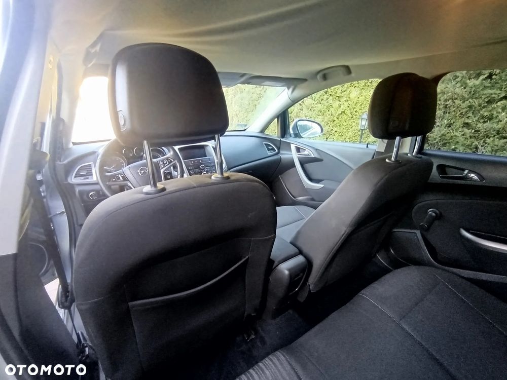 Opel Astra 1.6 Design Edition - 9