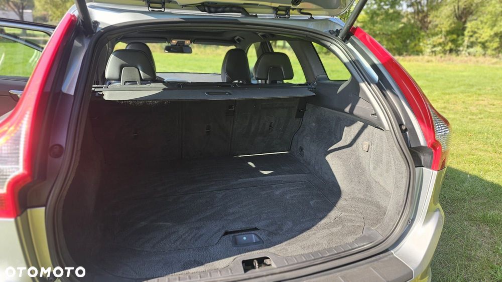 Volvo XC 60 - 8