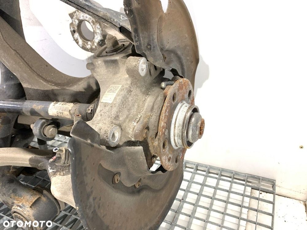 BELKA TYŁ  AUDI A7 Sportback (4GA, 4GF) 2010 - 2018 RS7 quattro 412 kW [560 KM] benzyna 2013 - 2018 - 5