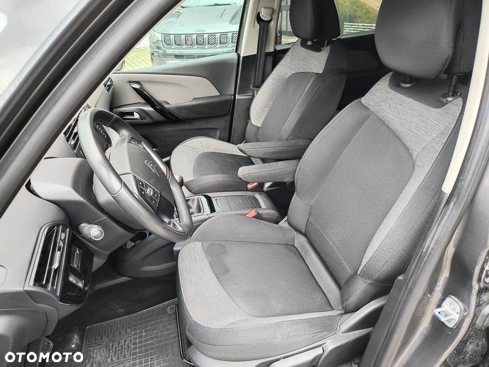 Citroën C4 Grand Picasso 1.2 PureTech MoreLife S&S - 8