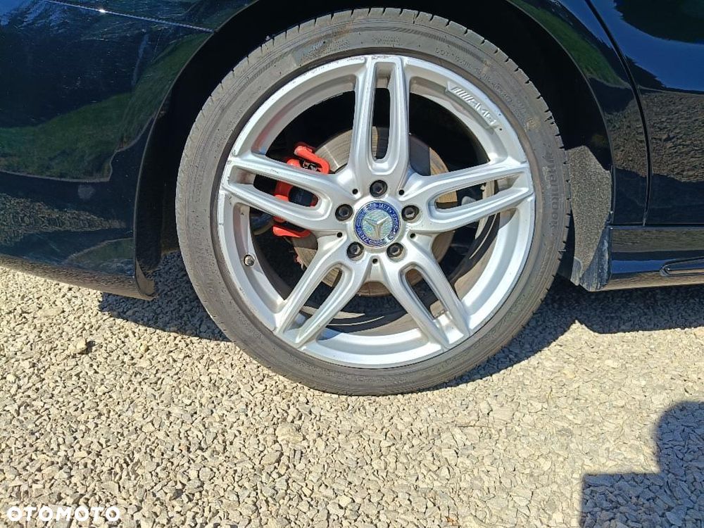 Mercedes-Benz CLA 200 7G-DCT AMG Line - 30