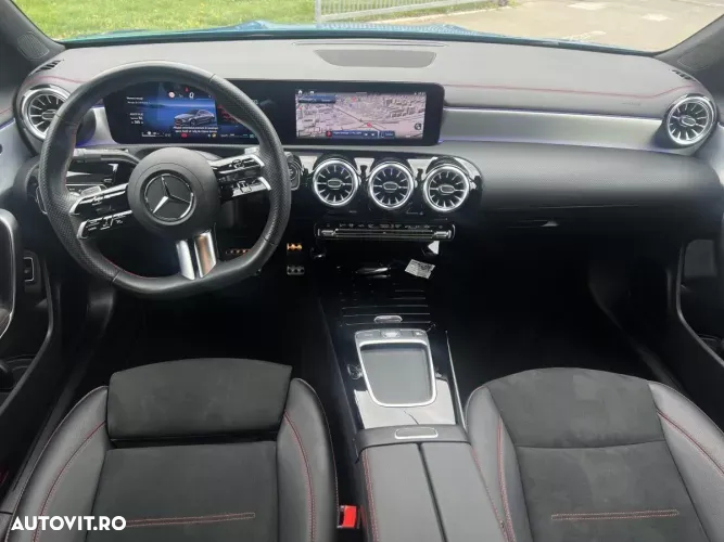 Mercedes-Benz CLA 200 MHEV Coupe - 11
