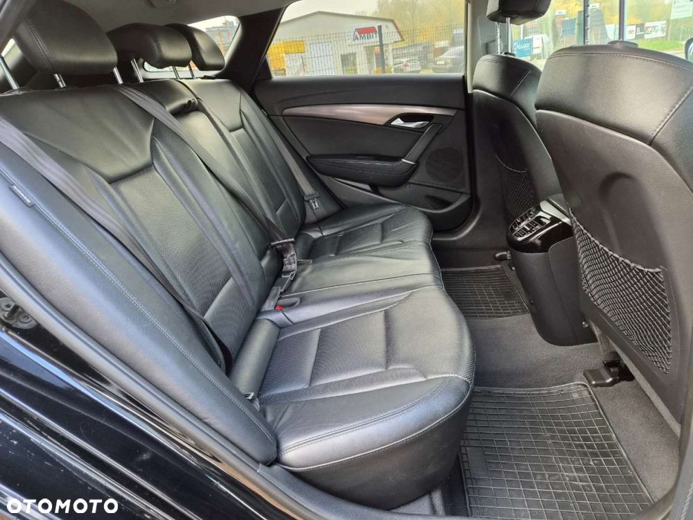 Hyundai i40 - 19