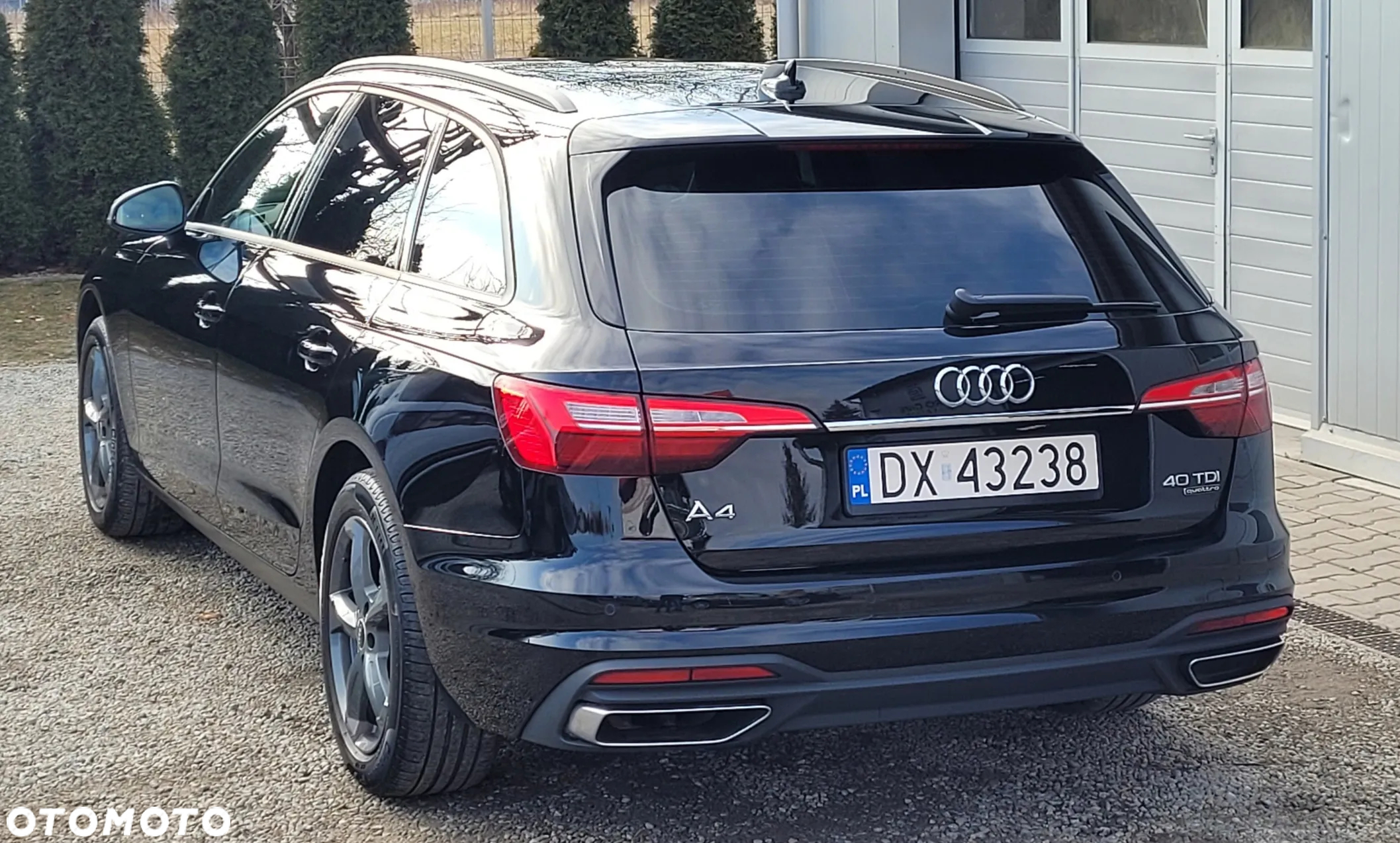 Audi A4 Avant 40 TDI quattro S tronic advanced - 12