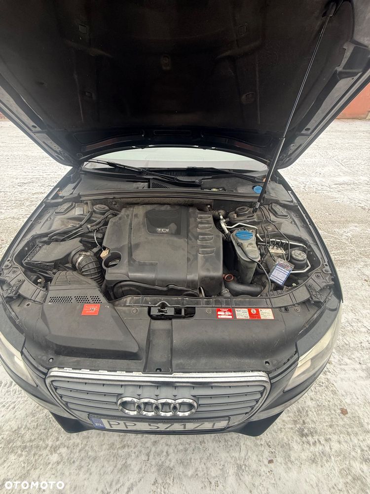 Audi A4 Avant 2.0 TDI - 10