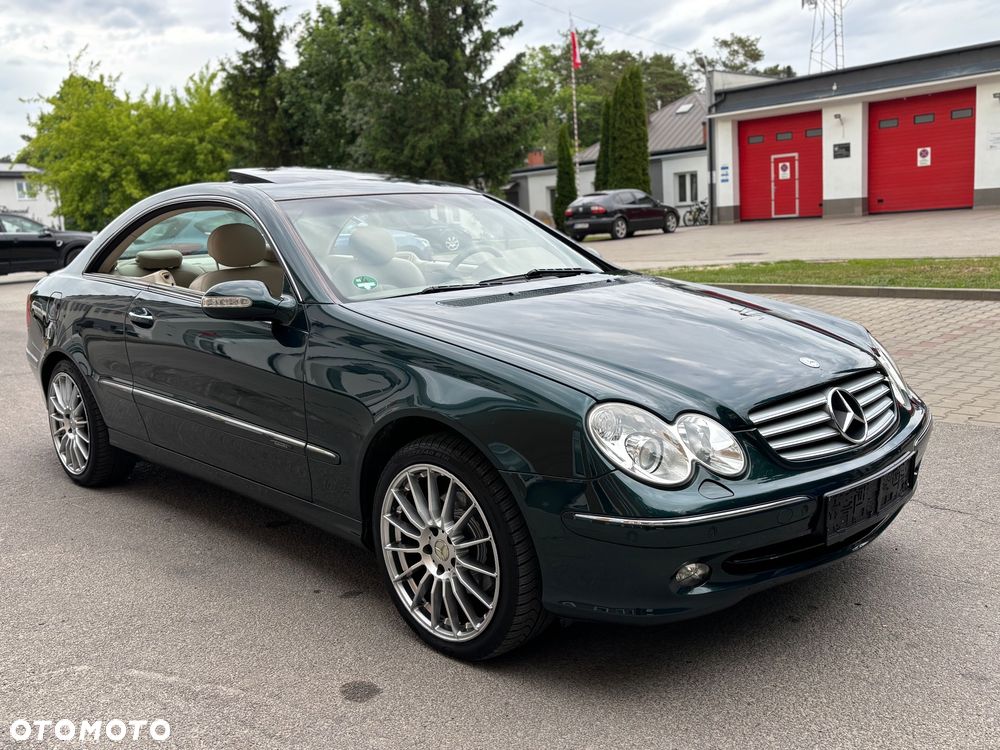 Mercedes-Benz CLK - 28