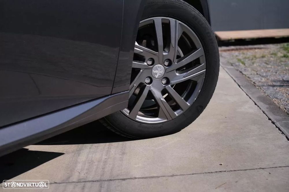 Peugeot 208 1.2 PureTech Active Pack - 5