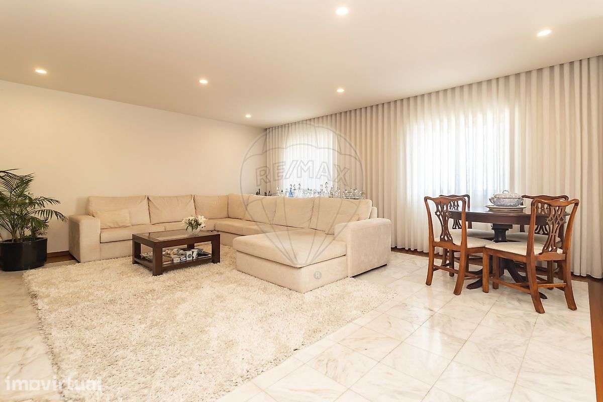 Apartamento T5 para venda - Grande imagem: 2/39