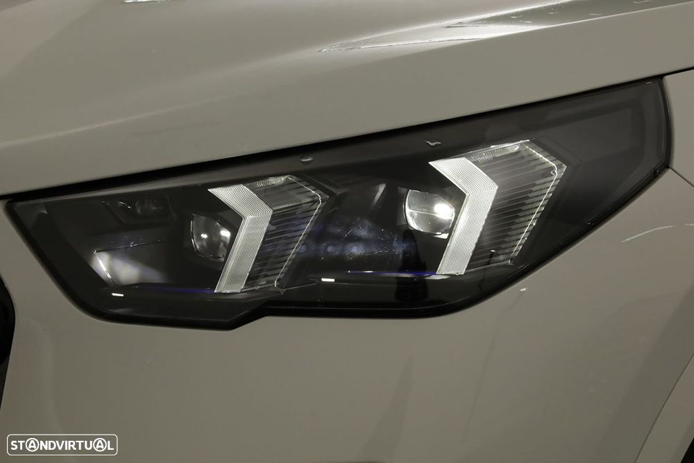 BMW iX2 eDrive20 Pack Desportivo M - 7