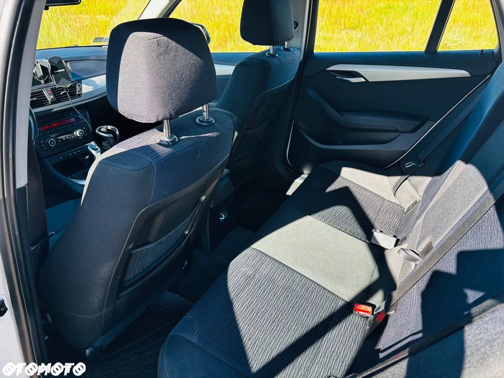 BMW X1 xDrive18d - 29