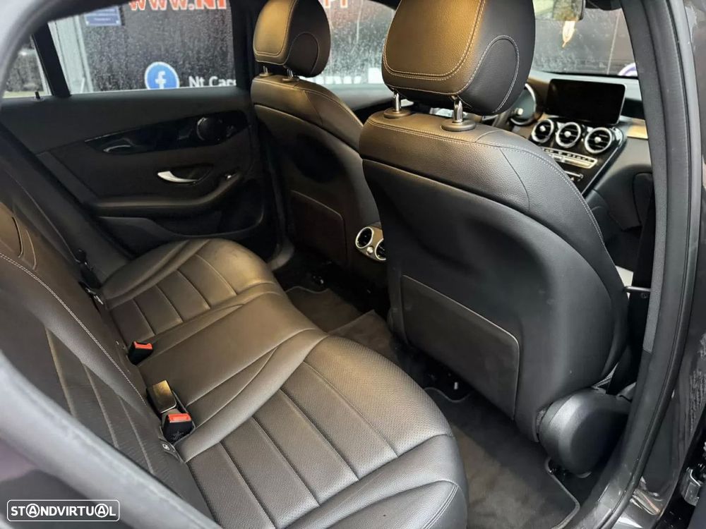 Mercedes-Benz GLC 300 de Coupe 4Matic 9G-TRONIC - 17