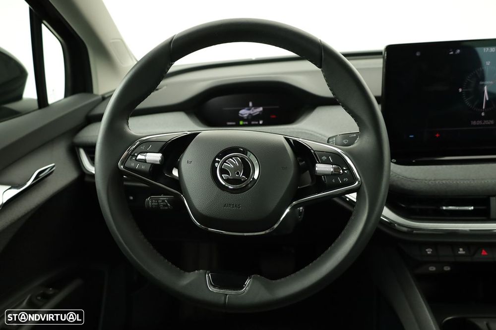 Skoda Enyaq iV 50 — fotografia 14