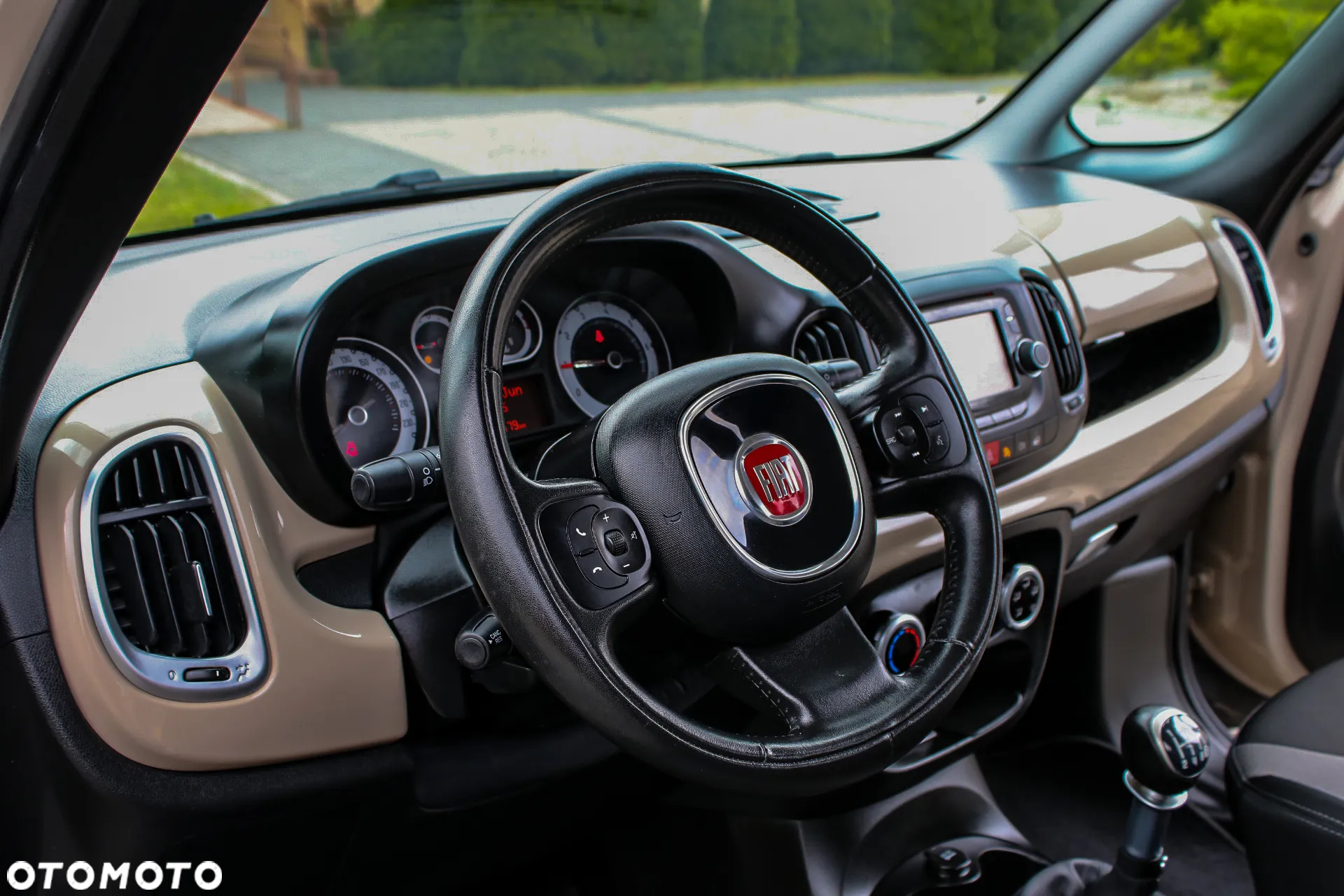 Fiat 500L 1.4 16V Fresh - 32