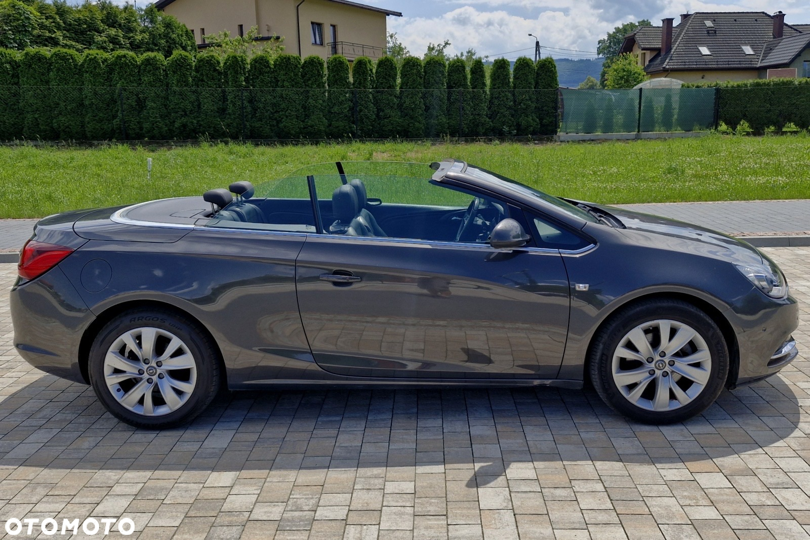 Opel Cascada 2.0 CDTI Cosmo S&S - 2