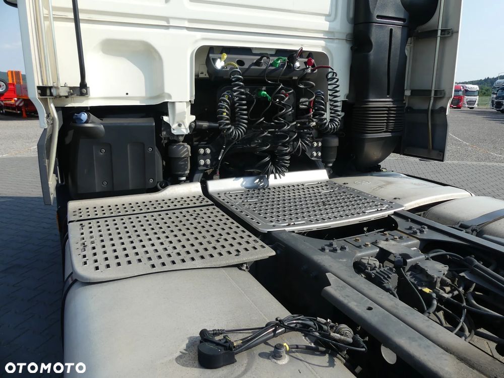 DAF XF 106.480 / LOW DECK / SUPER SPACE CAB / EURO 6 / 2021.09/ - 14
