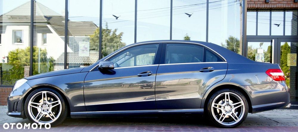 Mercedes-Benz Klasa E 350 CDI DPF 4Matic BlueEFFICIENCY 7G-TRONIC Avantgarde - 22