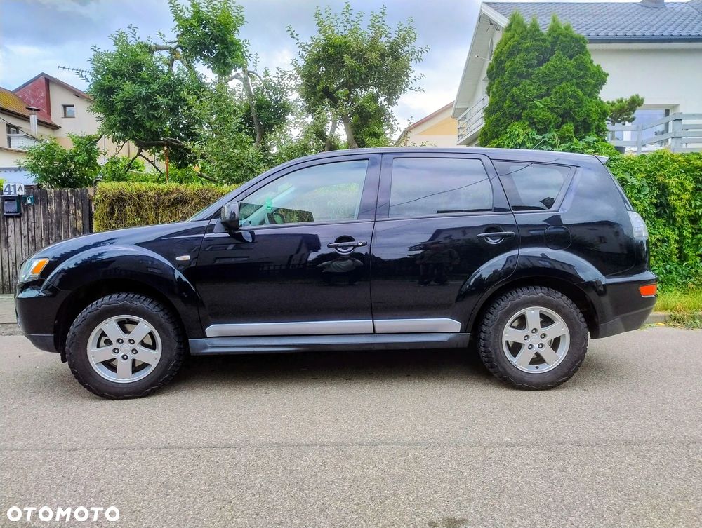 Mitsubishi Outlander 2.0 Intense 2WD - 2