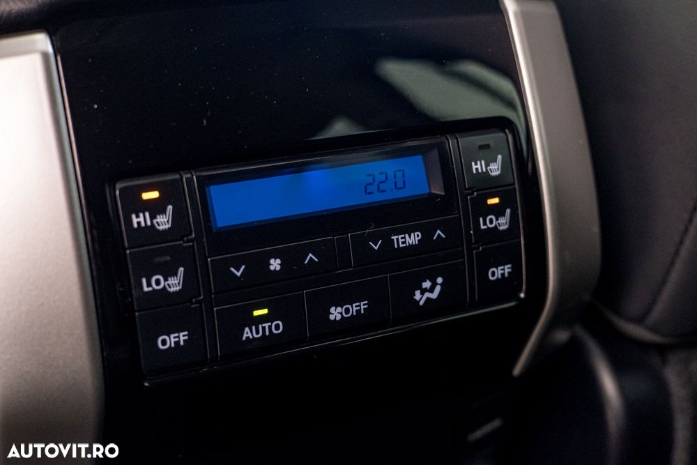 Toyota Land Cruiser 2.8 D-4D Automatik TEC-Edition - 32
