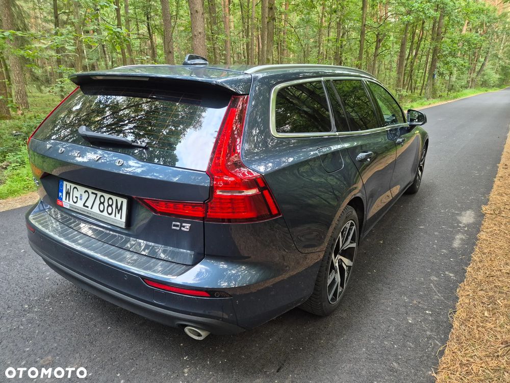 Volvo V60 D3 Momentum Pro - 5