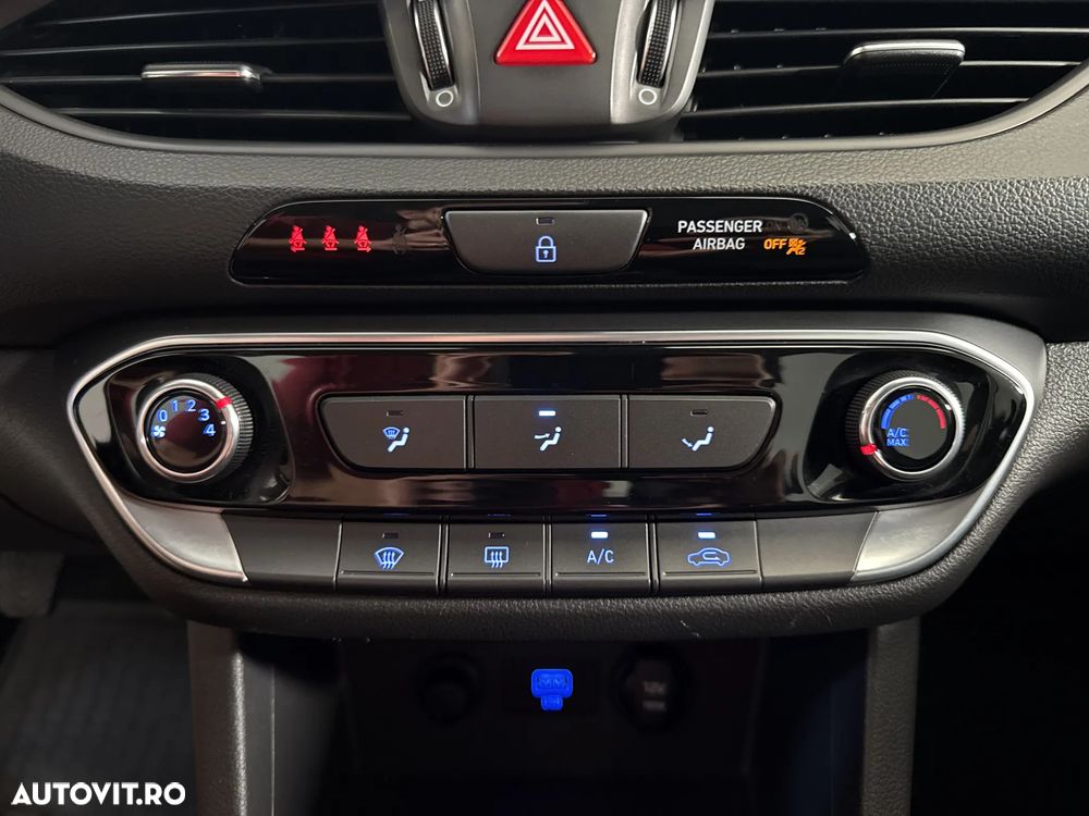 Hyundai i30 - 18
