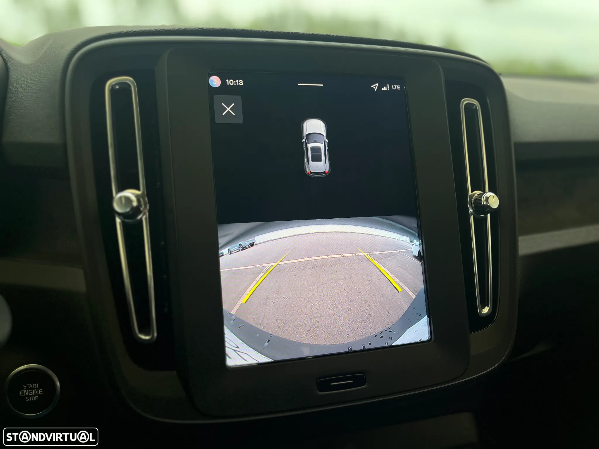 Volvo XC 40 2.0 B3 Essential - 37