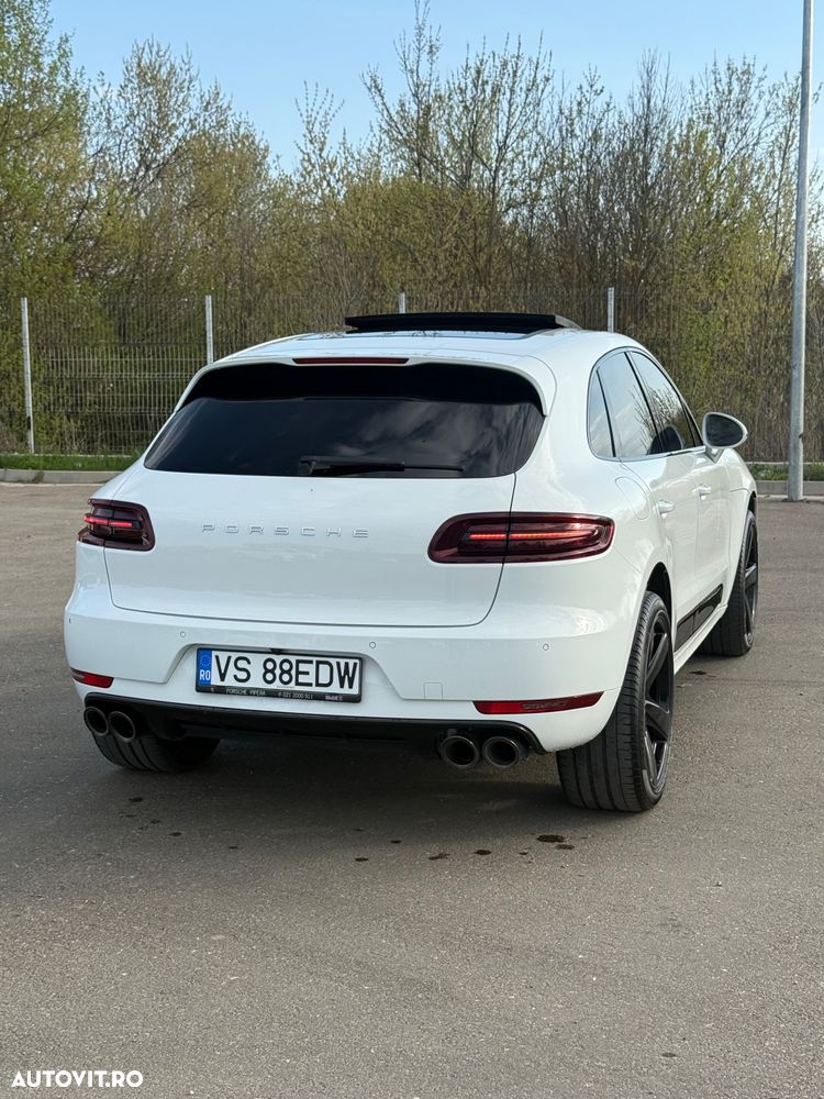 Porsche Macan - 34
