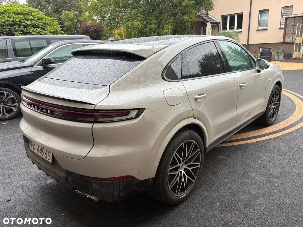 Porsche Cayenne Coupe - 3