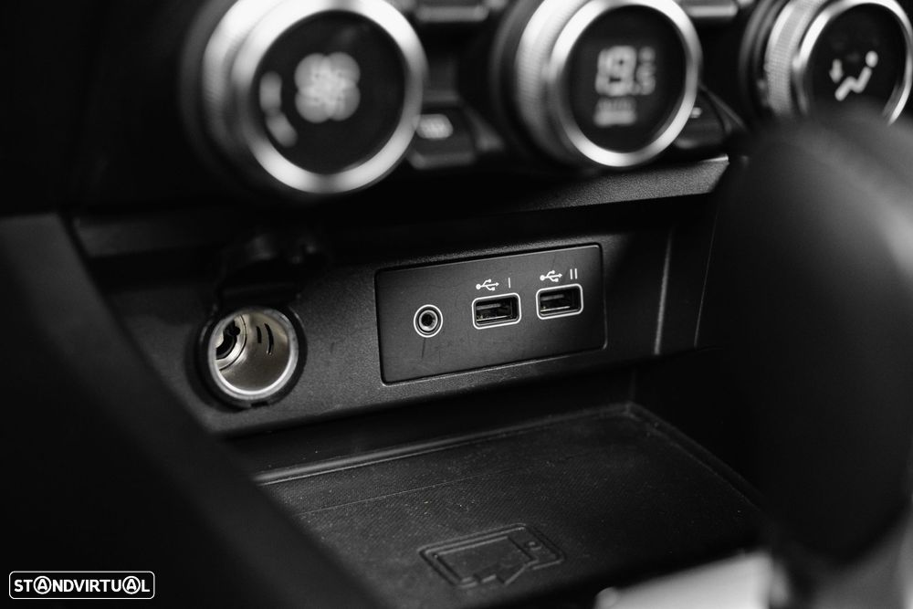 Renault Arkana 1.6 E-Tech Full Hybrid Techno - 24