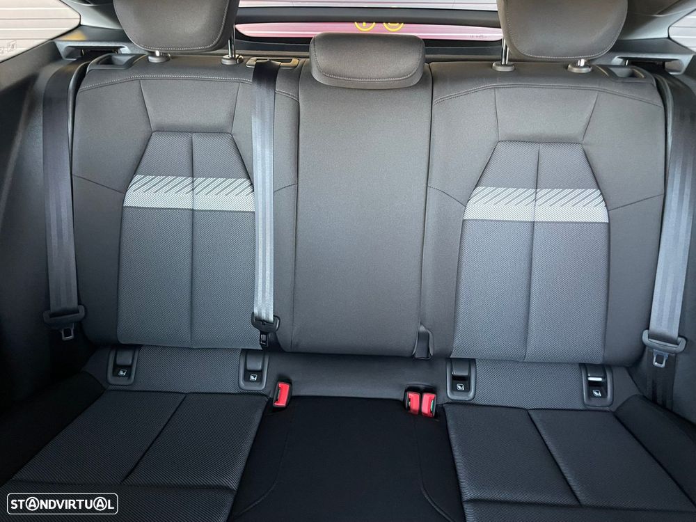 Audi Q4 Sportback e-tron - 12