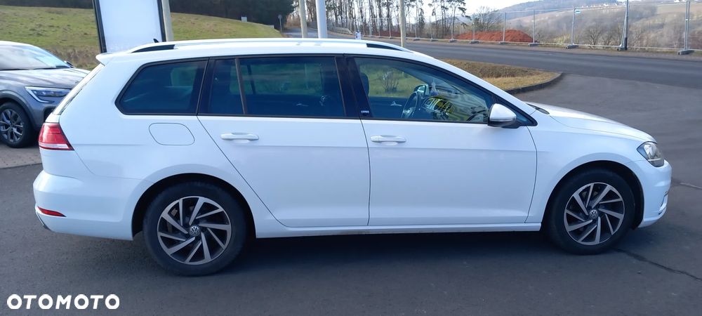Volkswagen Golf 2.0 TDI Sound - 4