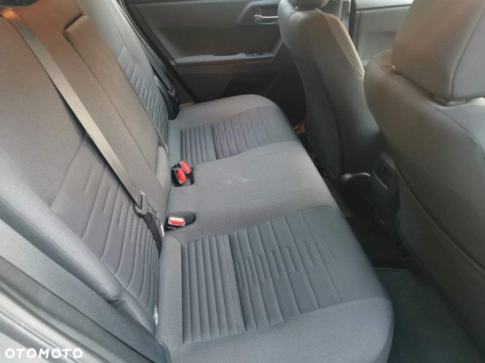 Toyota Auris - 26