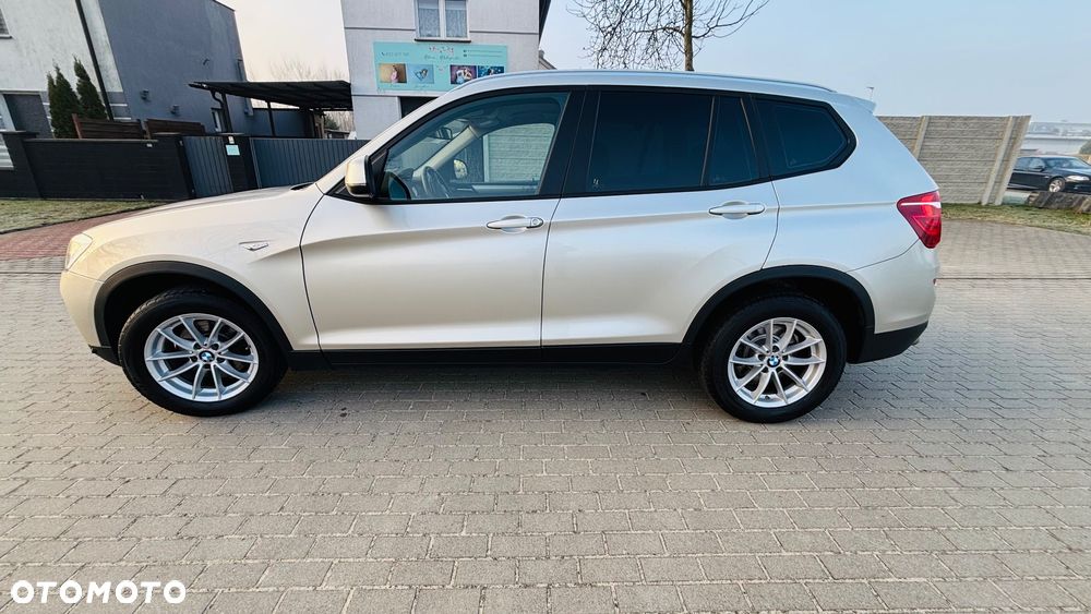 BMW X3 xDrive20d - 8