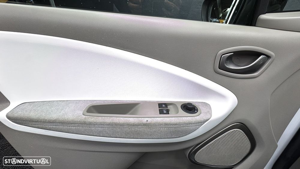 Renault Zoe (c/ Bateria) Bose 40 - 9