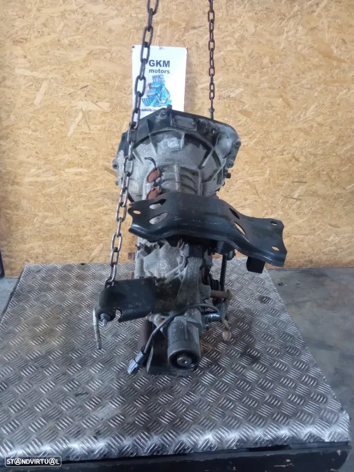 Caixa de velocidades Mazda Bongo 2.5TD 4x2 - 3