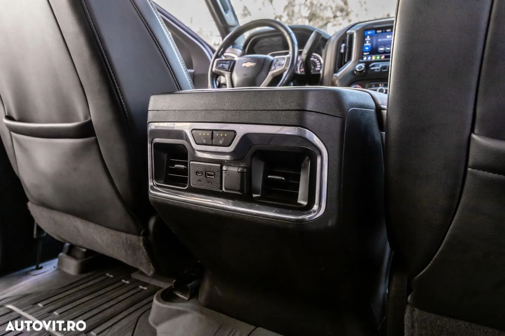 Chevrolet Silverado - 13