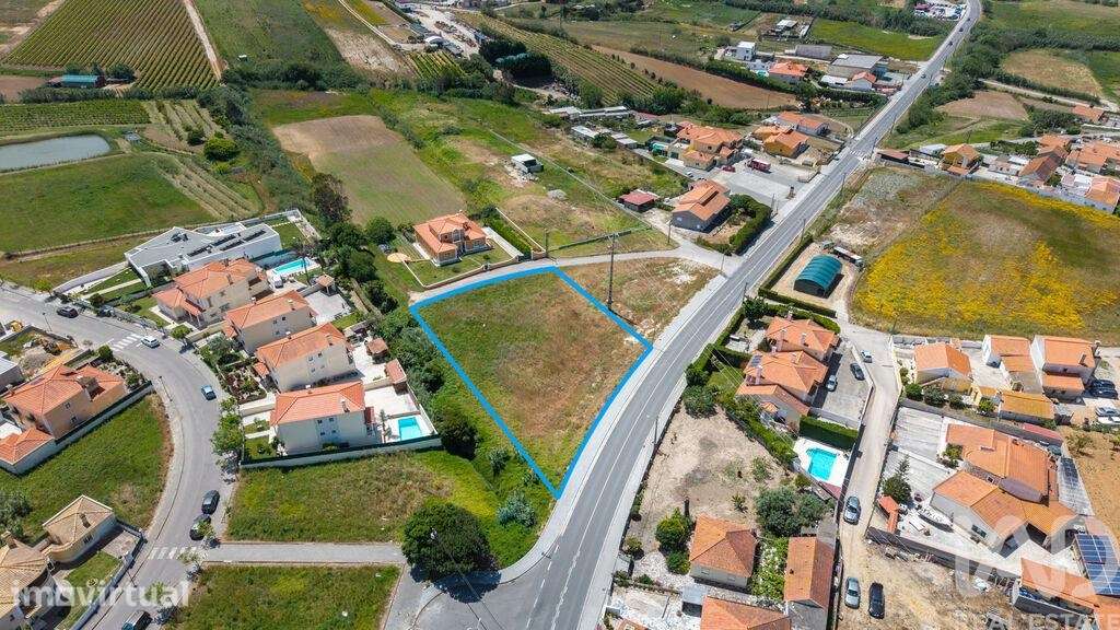Terreno em São Pedro da Cadeira - Grande imagem: 2/26