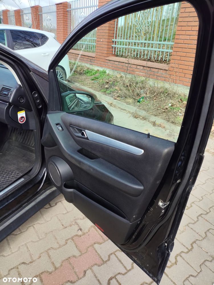 Mercedes-Benz Klasa B - 29