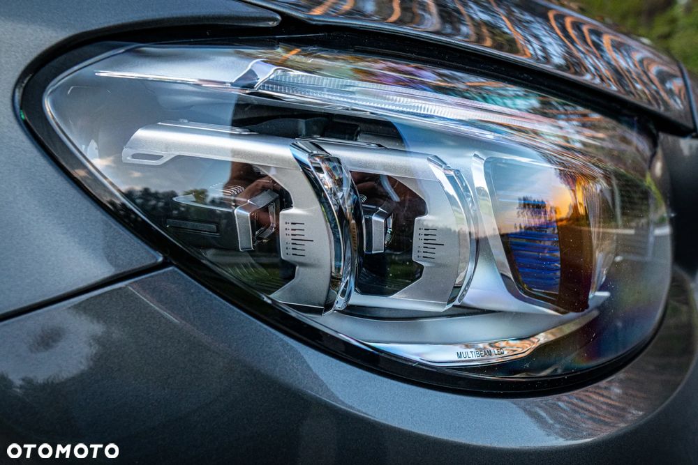 Mercedes-Benz Klasa C 200 d 9G-TRONIC - 11
