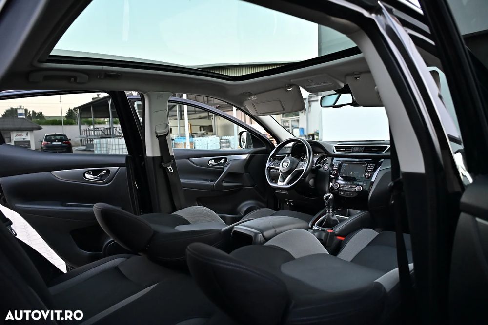 Nissan Qashqai 1.5 DCI N-CONNECTA - 10